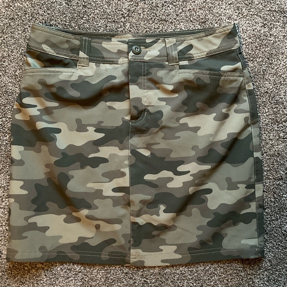 Eddie Bauer Camo Skort